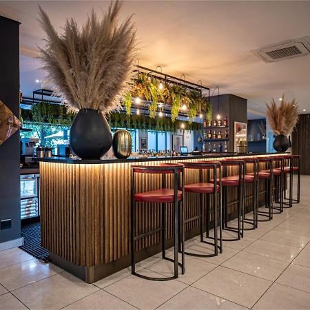 The Catalyst Apartment Hotel By Newmark Johannesburg Exterior photo
